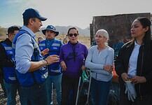 Salen cientos de voluntarios, vecinos y personal del Municipio a limpiar el Río Sacramento