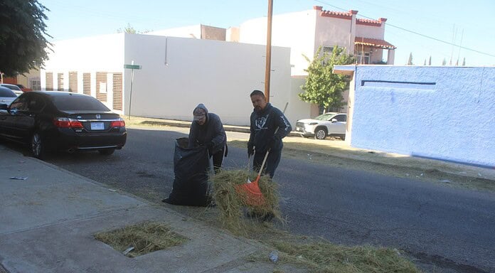 Con tres turnos, mantiene Gobierno Municipal limpieza continua en calles y avenidas al sur de la ciudad