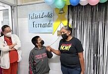 Vence cáncer menor y toca la Campana de la Victoria en IMSS Chihuahua
