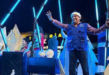 Ilumina el Centro Histórico la Caravana Navideña de Los Aguardianes