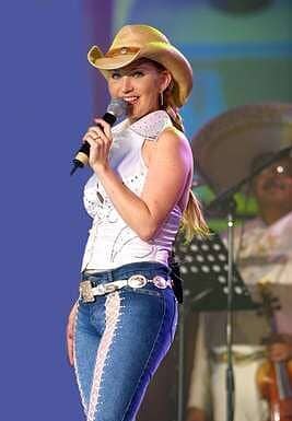 Alicia Villarreal recibe medidas de protección tras amenazas de Cantú