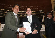 Condecora Senado al Municipio de Guachochi con la Ben Lamat