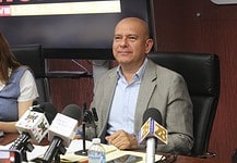 Impulsa Cuauhtémoc Estrada la elección directa de regidores