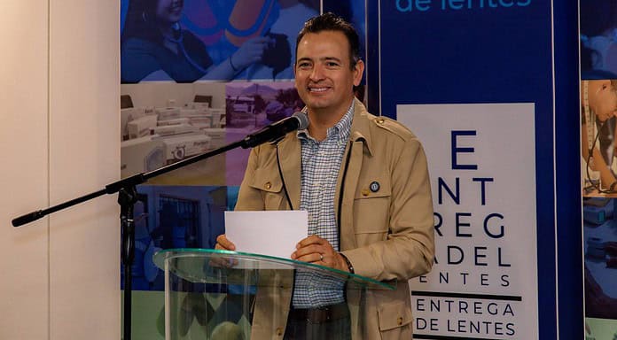 Donan 20 mil lentes al Municipio para apoyar a personas en vulnerabilidad