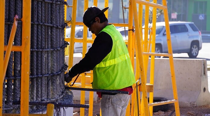 Alcanza Paso Superior vialidad Los Nogales y avenida de las Industrias un 14% de avance: Municipio