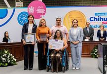Entrega Ayuntamiento Premio por la Inclusión Social de Personas con Discapacidad 2025