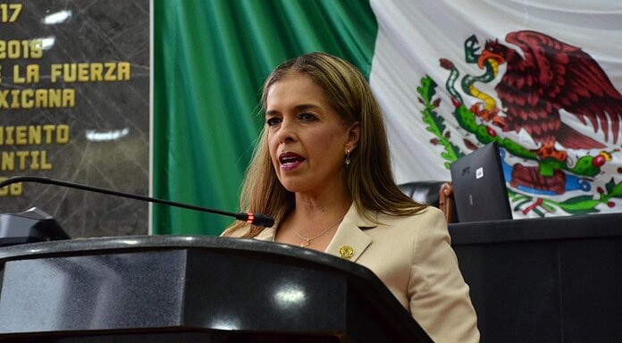 “Defender el agua es defender a México, al campo y a nuestras familias”: Xóchitl Contreras