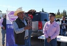 Diputado entrega 86 toneladas de cemento subsidiado en el Distrito XX