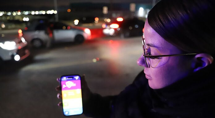Acerca Policía Municipal a estudiantes y usuarias de transporte público el programa “Siempre Acompañadas”
