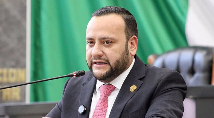 Reprocha Medina resolución de la SCJN sobre medidas de Chihuahua contra el gusano barrenador