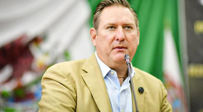 Olson denuncia controversia constitucional del Gobierno Federal contra Chihuahua
