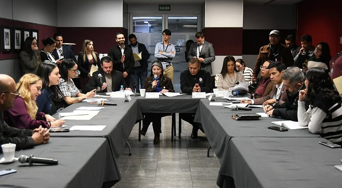 Instalan en Congreso Comisiones Unidas de Seguridad Pública y Educación