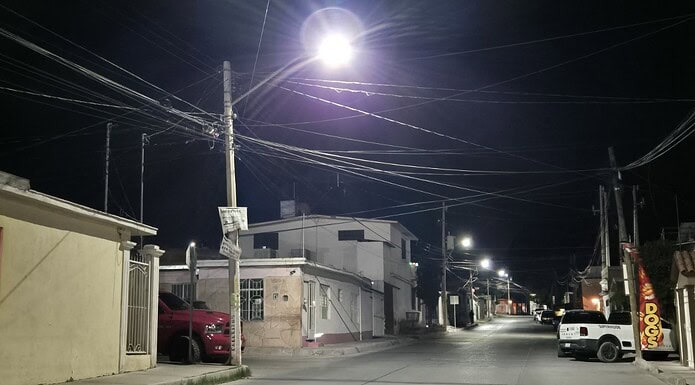 Más de 3 mil 200 vecinos de Zootecnia se benefician con alumbrado LED del Municipio