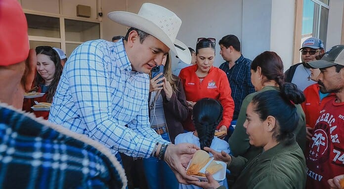 Cumple Bonilla compromiso con familias de Guerrero en el Día de la Candelaria