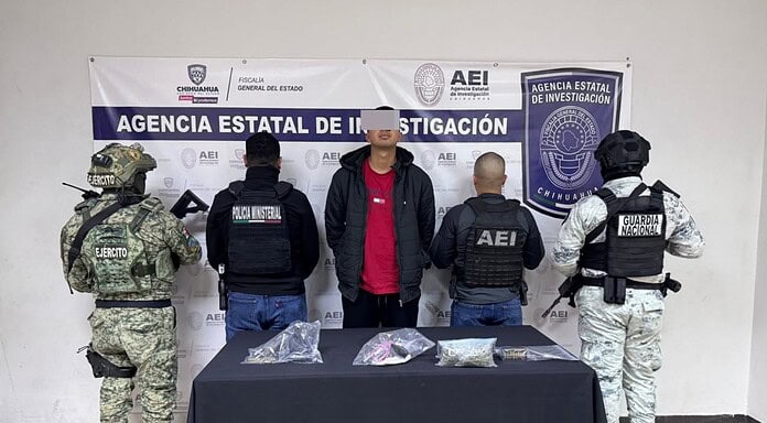 Detiene AEI a masculino durante cateo en la que encontraron droga y armas
