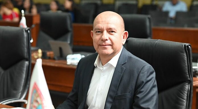 Cuauhtémoc Estrada exige atender la crisis de espacios en universidades públicas