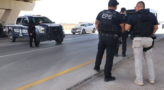 Filtros de revisión por la DSPM en carretera Chihuahua-Aldama para garantizar seguridad de la capital