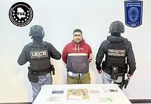 Detienen a masculino con envoltorios de mariguana, cocaína y un arma, en el centro