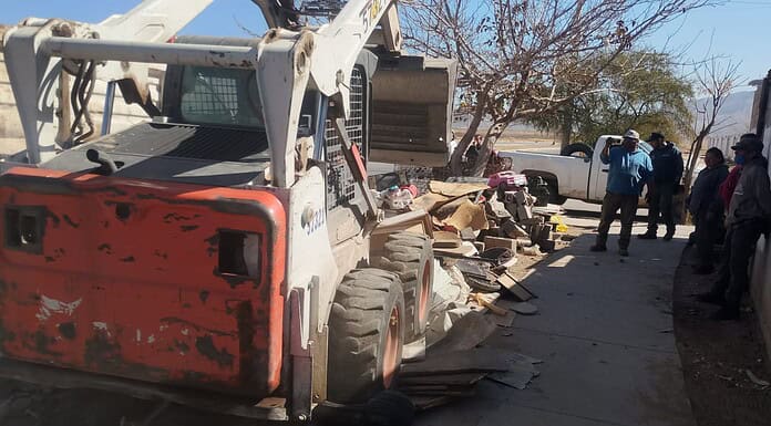 Retira Gobierno Municipal 10 toneladas de vivienda al oriente de la ciudad