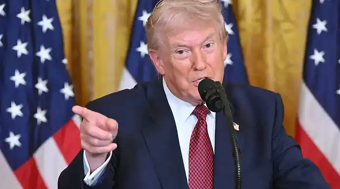 Trump lanza ultimátum de “diez días” a Irán para un acuerdo