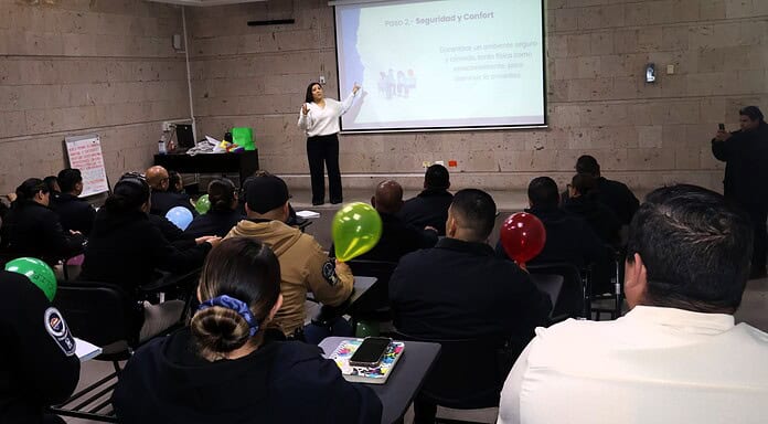 Refuerza Policía Municipal conocimientos de la Unidad Victoria para brindar atención psicológica