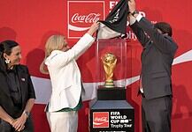 Maru da la bienvenida al Trofeo de la Copa Mundial de la FIFA 2026 en su paso por Chihuahua