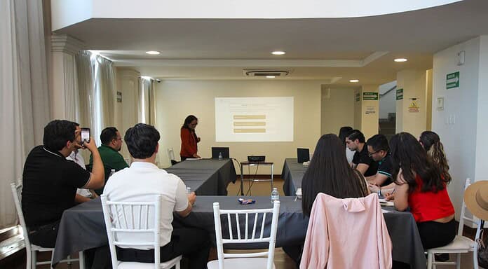 Se capacita Órgano Interno de Control del Municipio para agilizar atención de denuncias ciudadanas