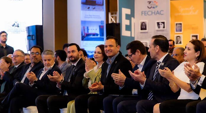 Celebra Marco Bonilla 30 años de FECHAC; continuará colaboración por las familias