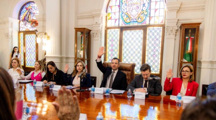 Aprueba Cabildo comisiones de premiación y convocatorias de reconocimientos municipales