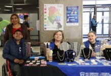 Concluye exposición de productos elaborados por personas con discapacidad