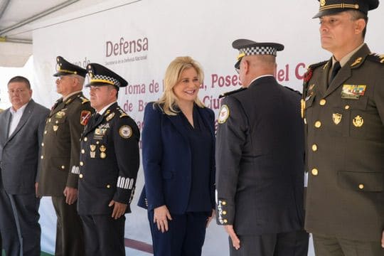 Maru acude a la toma de protesta del nuevo coordinador estatal de la Guardia Nacional