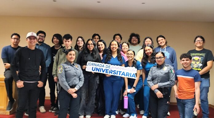 Lleva Policía Municipal pláticas de prevención de violencia de género a estudiantes de la UACH