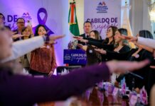 Toma alcalde Marco Bonilla protesta a integrantes del primer Cabildo de Mujeres