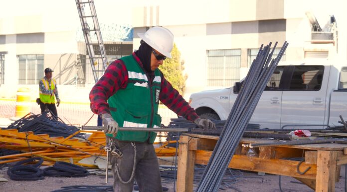 Avanza construcción de puente en Nogales e Industrias, pronto menos tráfico: Municipio