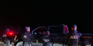 Recuperan en Valle de Zaragoza pick up robada en Chihuahua y detienen a pareja