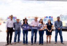 Entrega alcalde Marco Bonilla cuatro camiones escolares y tres ambulancias para atender la zona rural del municipio