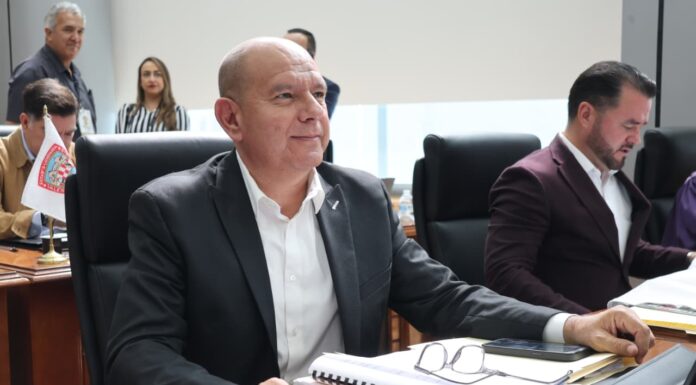 Tribunal obliga a sacar de la congeladora las iniciativas para elección directa de regidores