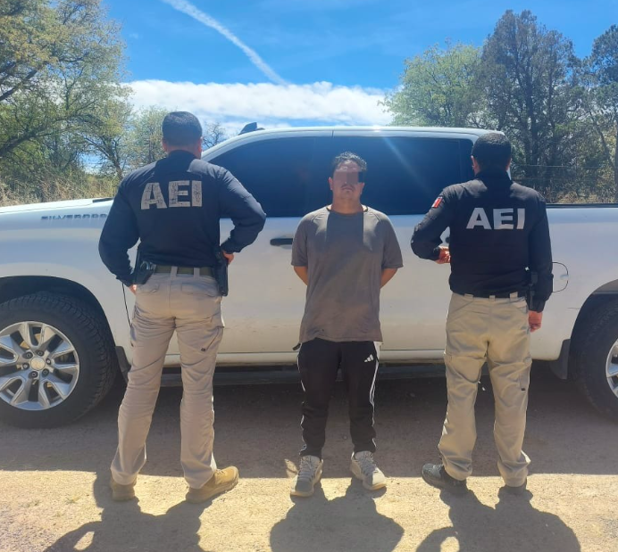 gomez farias cumplimenta