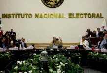 Definen lista de 100 aspirantes para tres plazas en el Consejo del INE