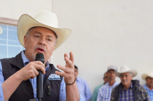 Mario Vázquez denuncia abandono del campo y distorsión en precios del frijol en México