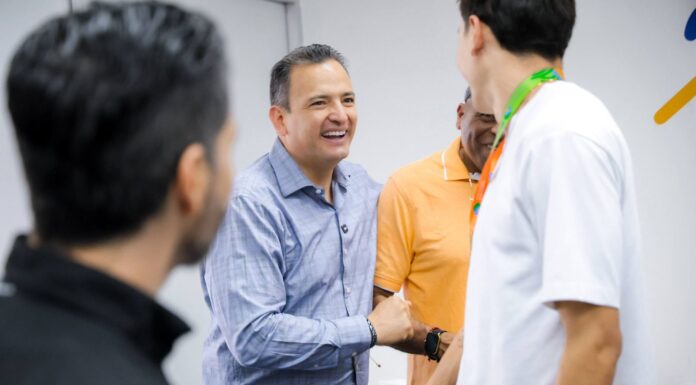 Reconoce Marco Bonilla a medallistas beneficiarios de “Meta Olímpica CUU”