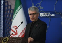 Irán acusa a EU de matar civiles en bombardeo con misiles
