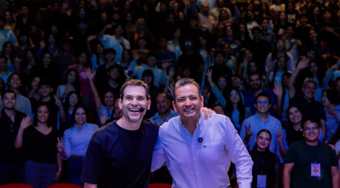 Arranca Referencia Norte 2026; recibe Marco Bonilla a cientos de jóvenes en el Teatro de la Ciudad