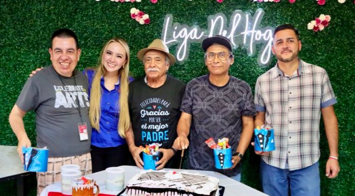 Convivió diputada Carla Rivas con padres de familia de la colonia Santa Rosa