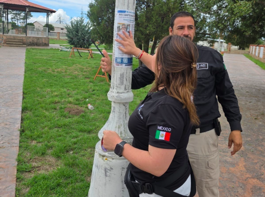 Realizan pega y reparto de pesquisas en Las Varas, Madera