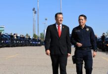 Alcalde Marco Bonilla reconoce 25 años de servicio del Comisario Julio Salas