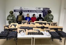 Aseguró FGE arsenal y detienen a pareja en un domicilio de la colonia Tierra Nueva