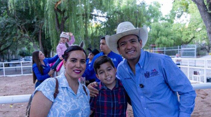 Inaugura Bonilla ampliación de caballerizas del Centro Municipal de Equinoterapia