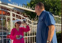 Olson continúa recorriendo las colonias para gestionar y acercar programas sociales