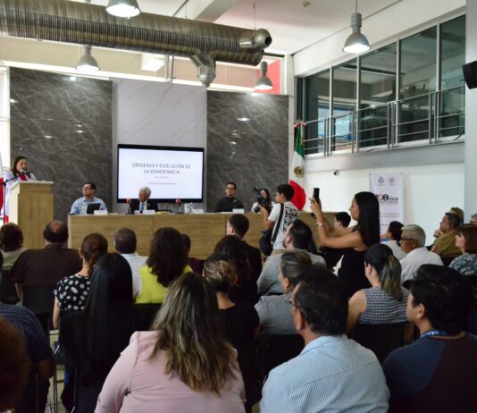 Conmemora Congreso 200 años de la Biblioteca Legislativa Carlos Montemayor